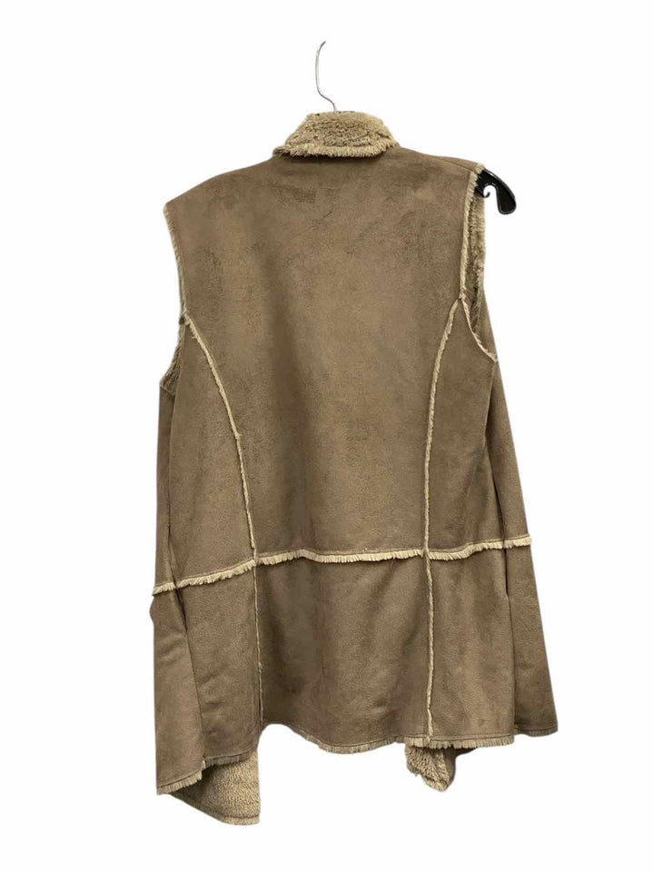 Rain + Rose Size M Gray Faux Fur Vest