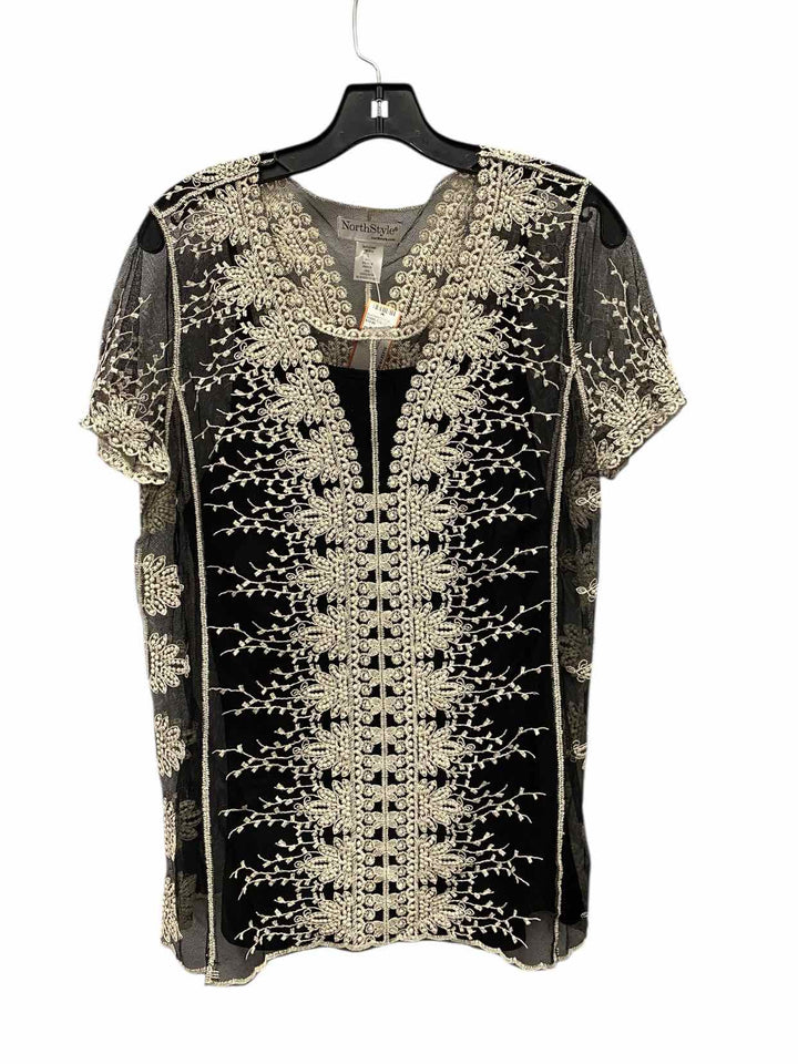 North Style Size L Black White Short Sleeve Shirts