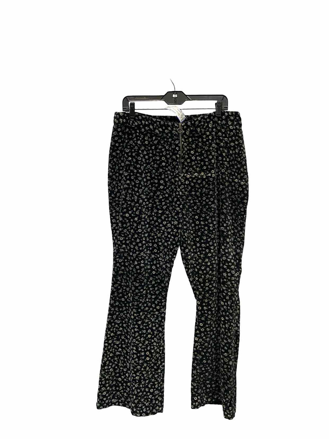 Amuse Society Size XL Black White Floral Velvet Pants