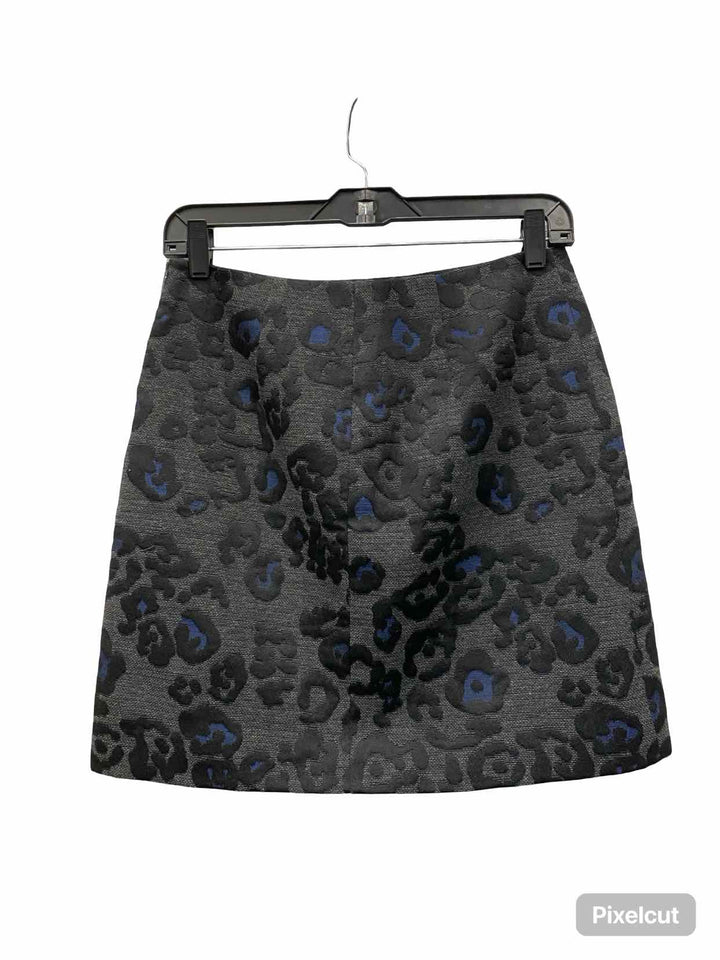 Ann Taylor Size 2P Gray Black/Blue Floral Skirt