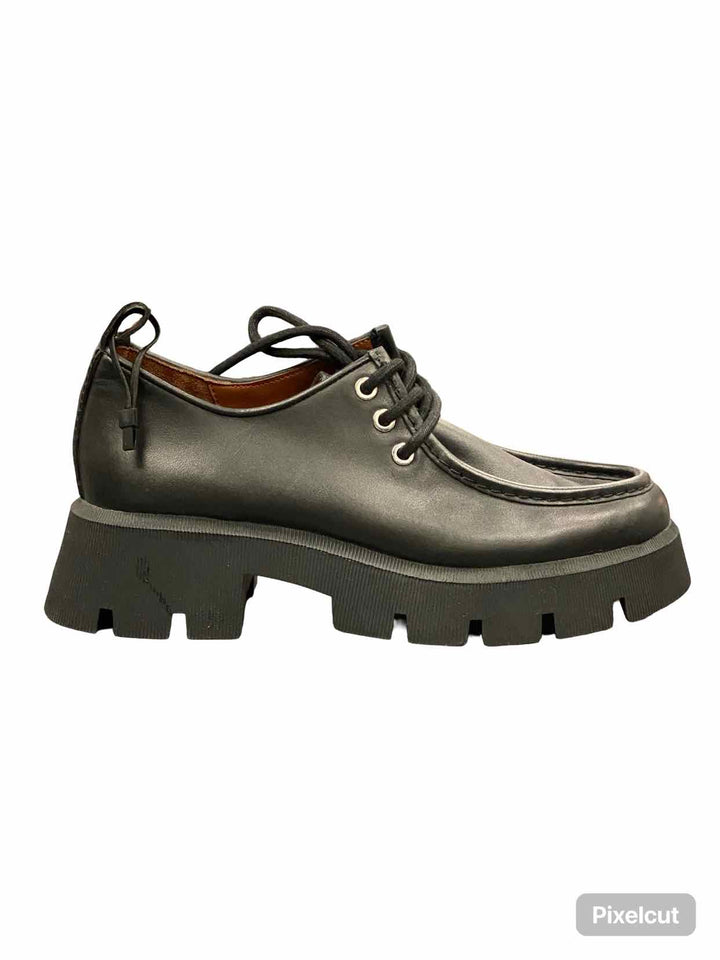 Zara Shoe Size 39 Black Chunky Moc Toe Shoes
