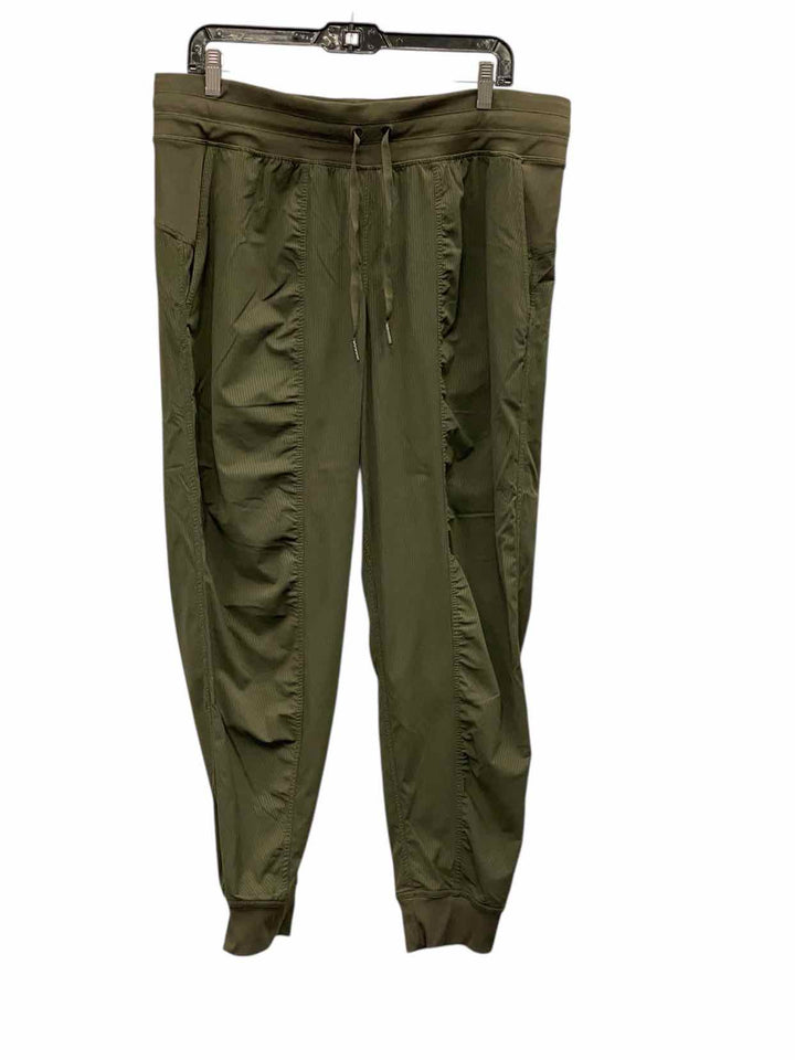 Lululemon Size 14 Green Athletic Pants