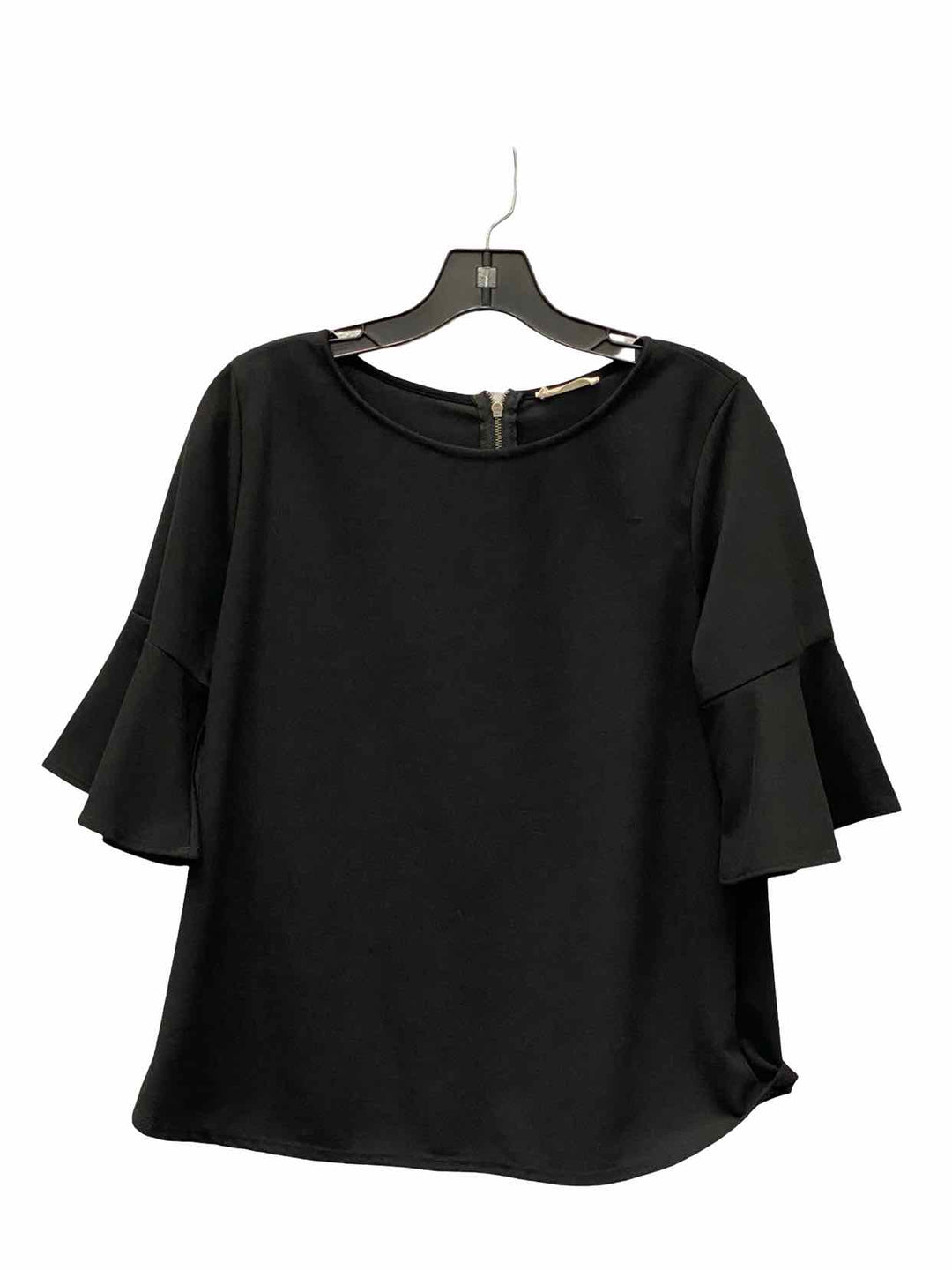 Jella C Size M Black Long Sleeve Shirts