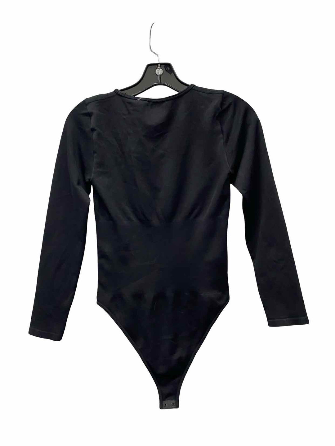 OQQ Size M Black Long Sleeve Shirts