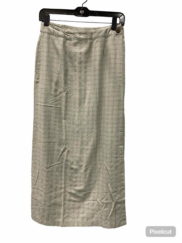 Exofficio Size 6/8 Gray Skirt