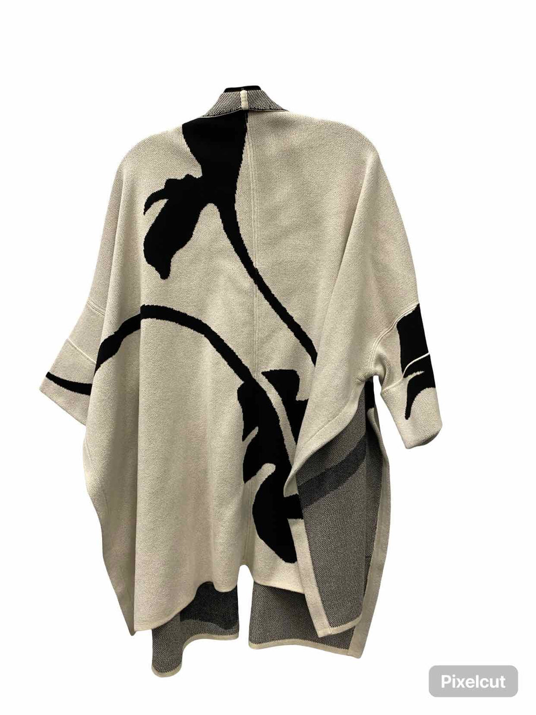 Marla Wynne Size M Cream Black Sweater