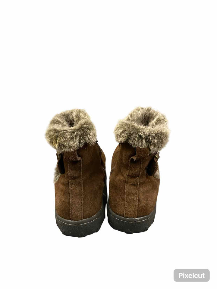 Khombu Shoe Size 7 Brown Suede Boots(Ankle)