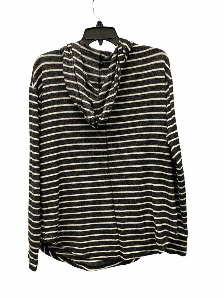 Market & Spruce Size S White Black Striped Long Sleeve Shirts