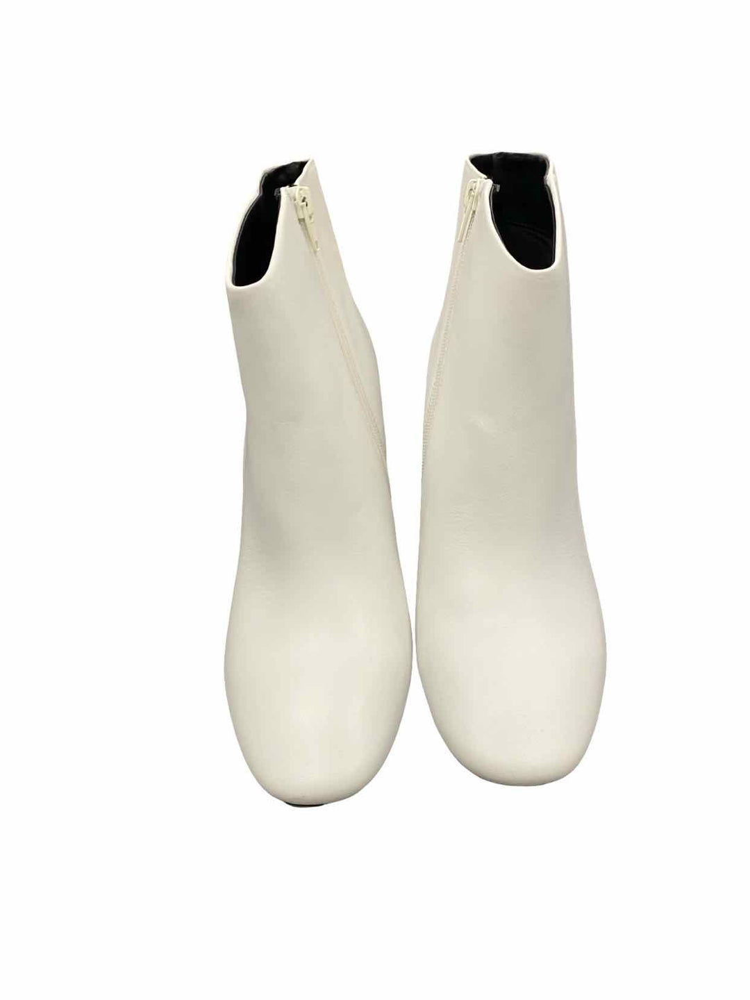 Gap Shoe Size 10 White NWOT Boots(Ankle)