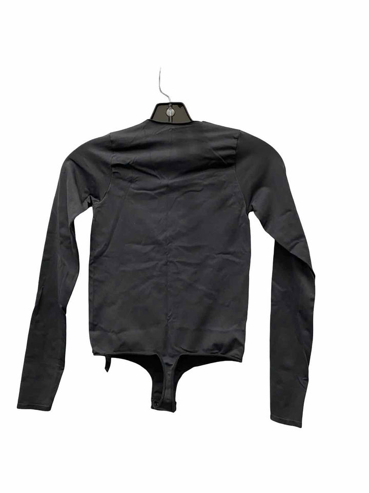 Skims Size S/M Grey Long Sleeve Shirts