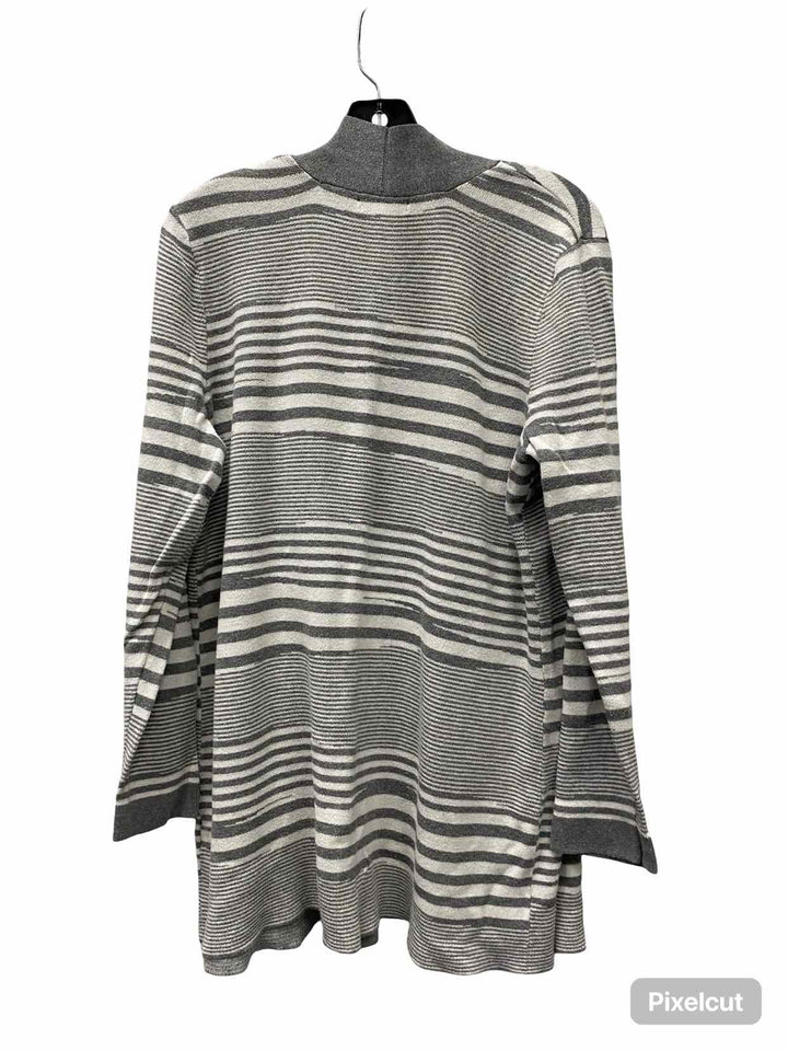 Charter Club Size L Gray White Striped Sweater