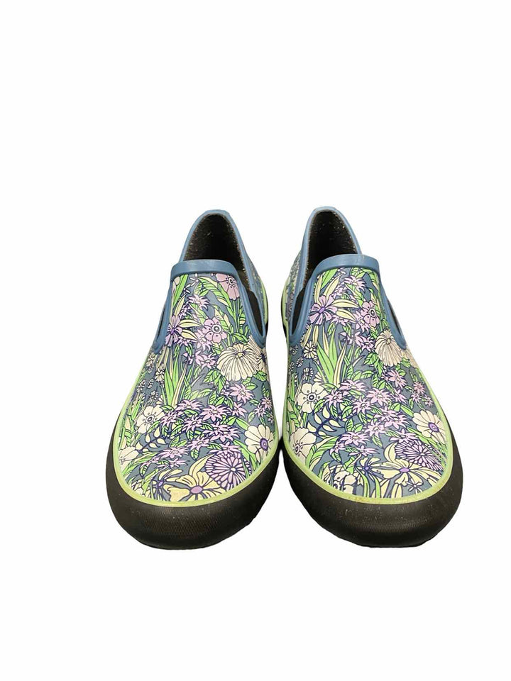 Bogs Shoe Size 8 Blue Floral Garden Shoe Boots(Ankle)