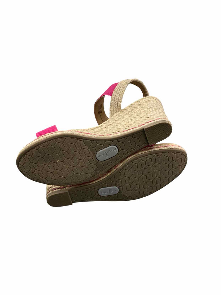 Me Too Shoe Size 9.5 Pink NWOT Heels