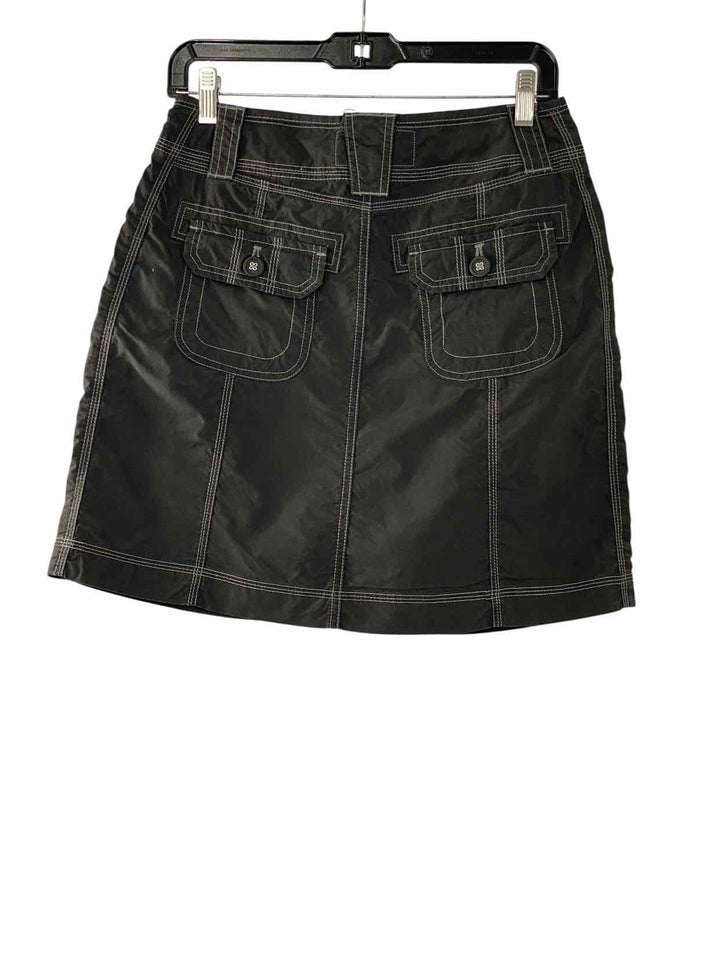 Aventura Size 4 Black Skirt