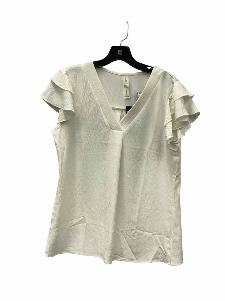 Blooming Jelly Size M White Short Sleeve Shirts