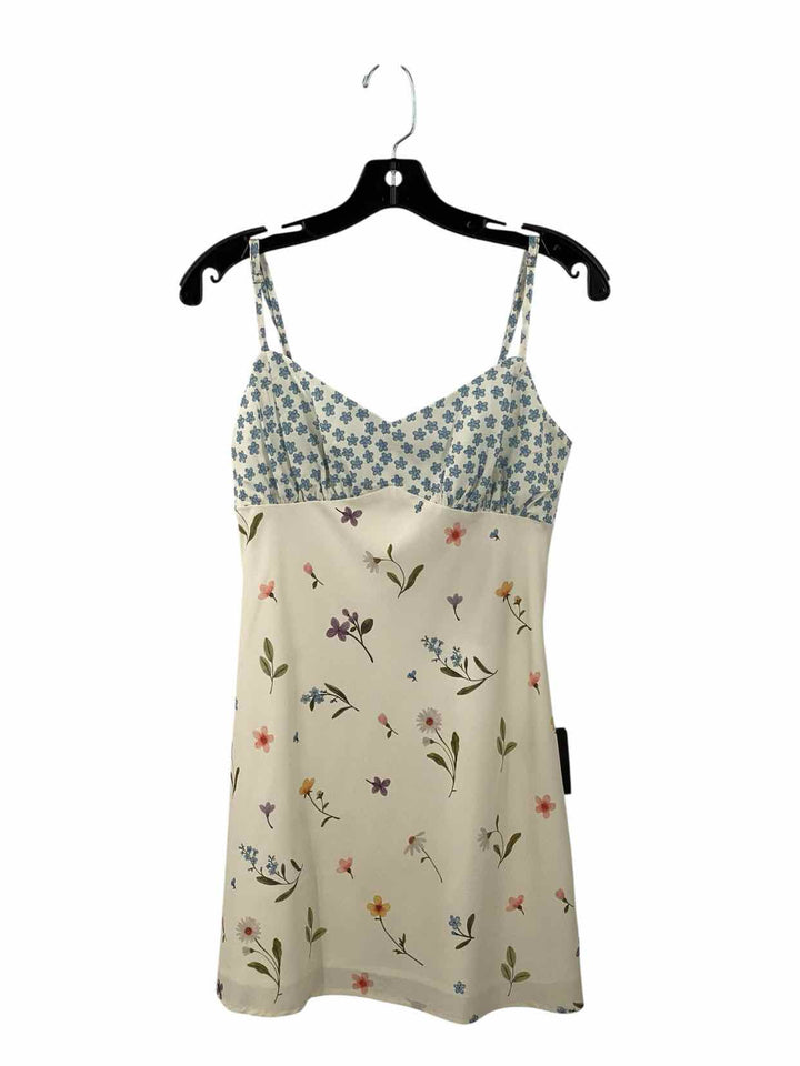 Lulus Size M White Blue Floral Dress