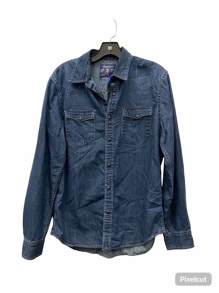 American Eagle Size M Denim Long Sleeve Shirts