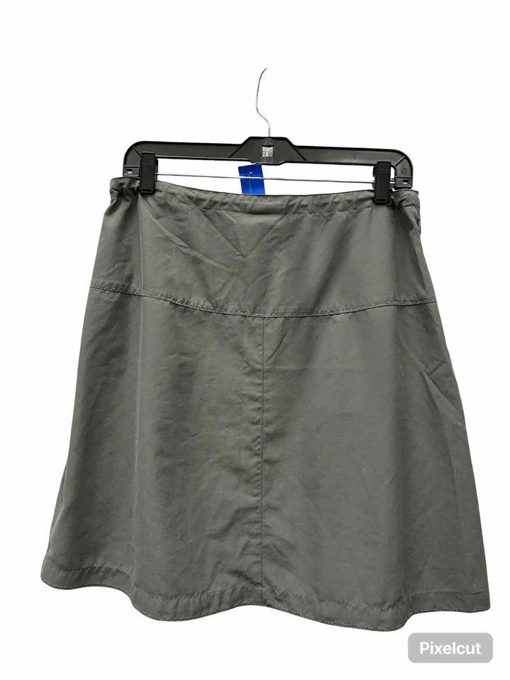 Sahalie Size M Gray Skirt