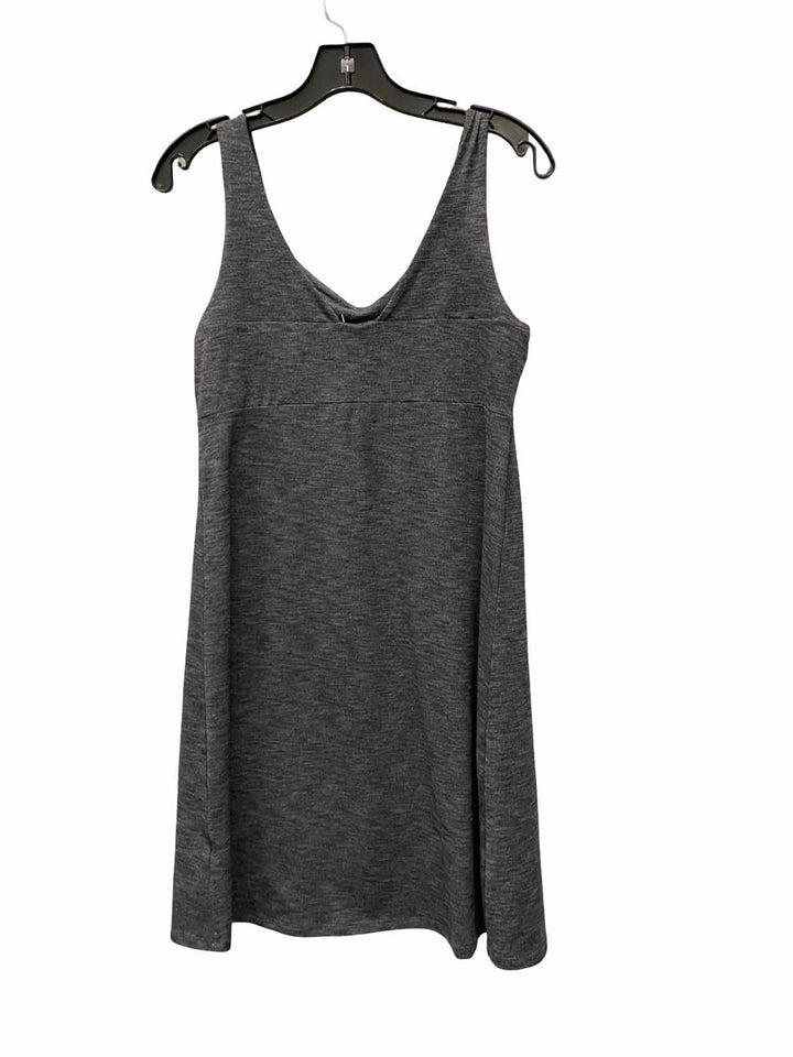 Kuhl Size M Grey Dress