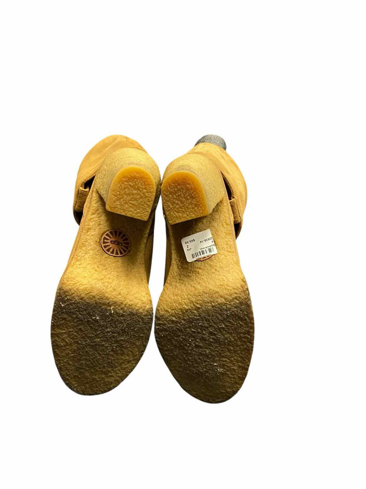 UGG Shoe Size 6 Brown Suede Josie Convertible Boots(knee)