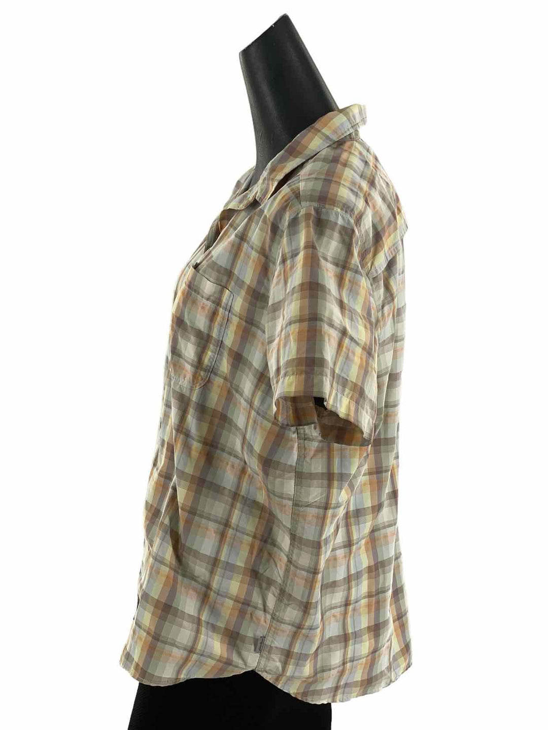 Eddie Bauer Size XL Multi-Color Plaid Short Sleeve Shirts